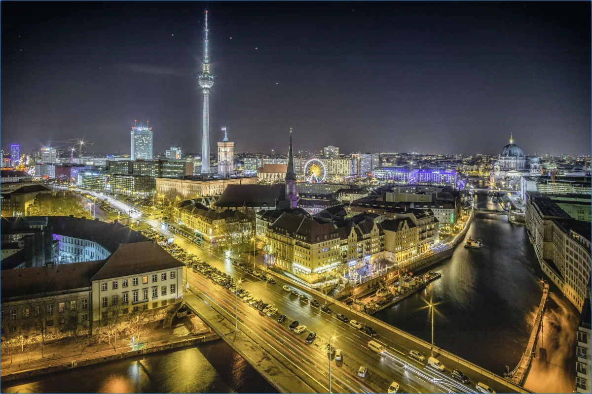Deutschland: Zugfahrt von Köln nach Düsseldorf
